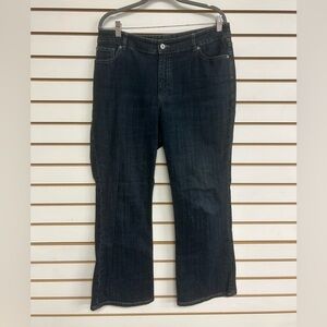 Chico’s Charm Boot Cut Jeans - Size 2.5‎ Short